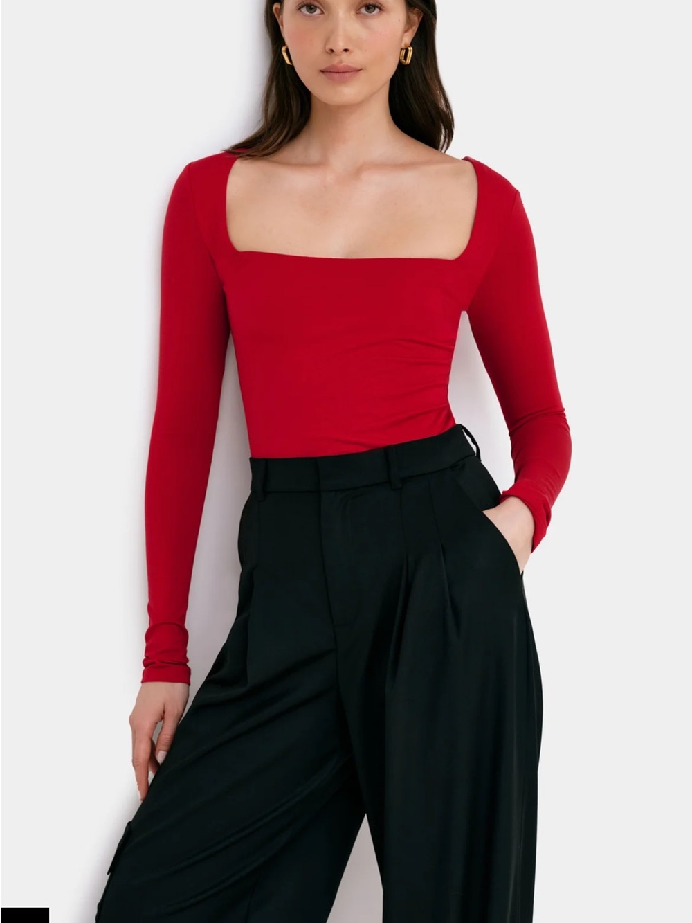 Marcella NYC Yvonne Top Red Square-Neck Long Sleeve Quiet Luxury Size M